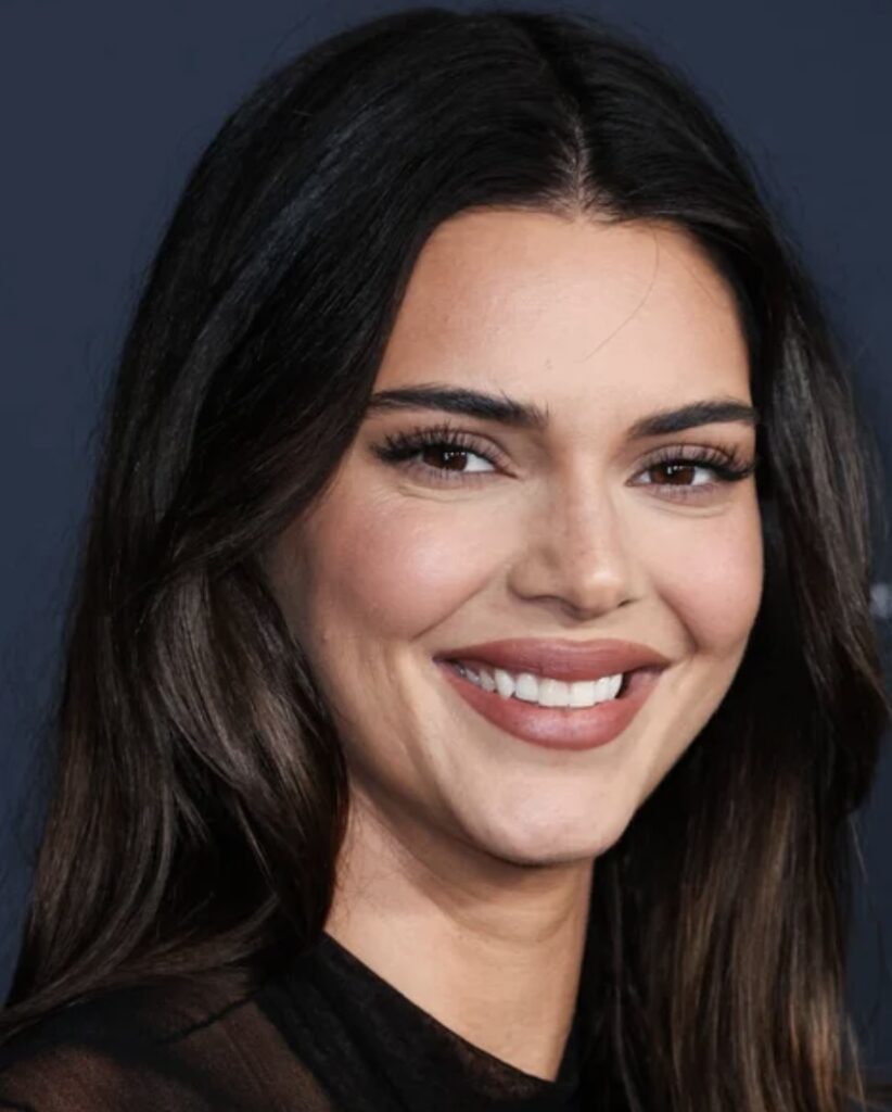 Kendall Jenner sourire